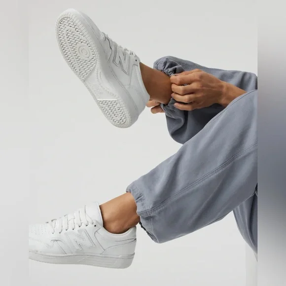 Vuori Women’s Coastline casual Pant Mallorca medium - Picture 4 of 16